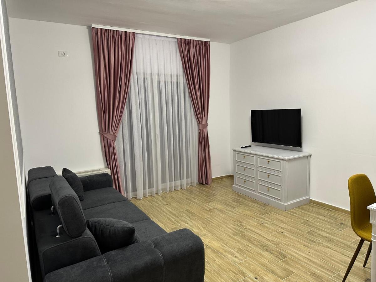 Casabella Apartment *